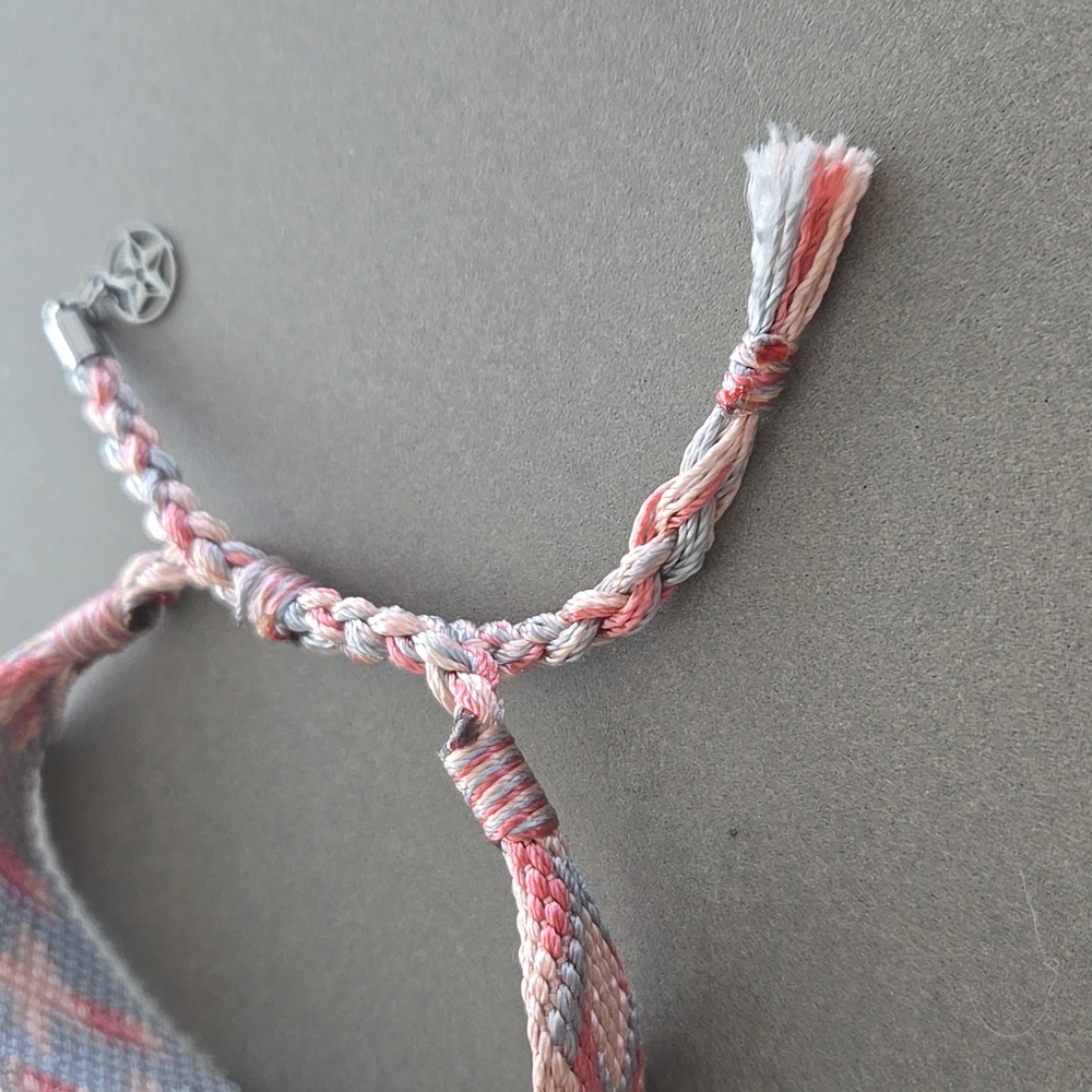 New rare never used authentic DIOR woven friendship bracelet Only 1x peach &pink - Picture 4 of 7